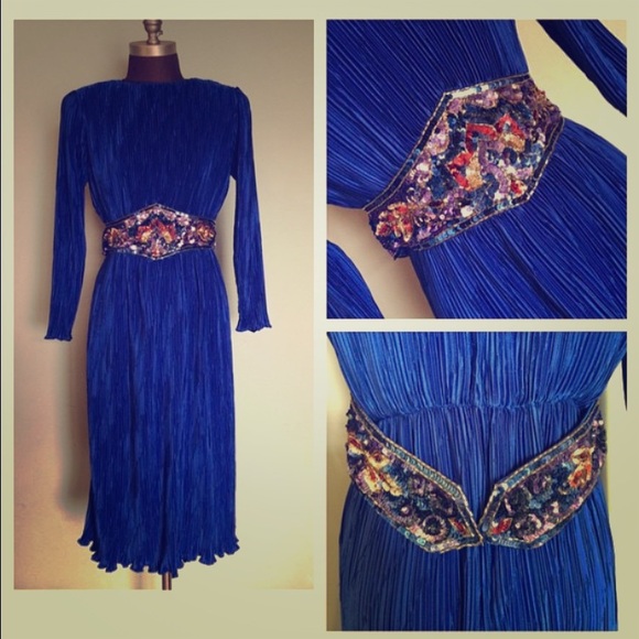 Dresses & Skirts - Vintage Royal Blue Dress
